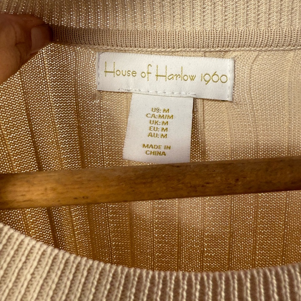 House of Harlow 1960‎ Ribbed Knit Long Sleeve Cropped Blouse in Tan Size Medium - Picture 3 of 5
